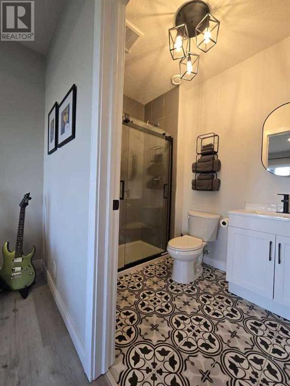 Single Family House for Sale in  Creekside Way SW Pine Creek Calgary 