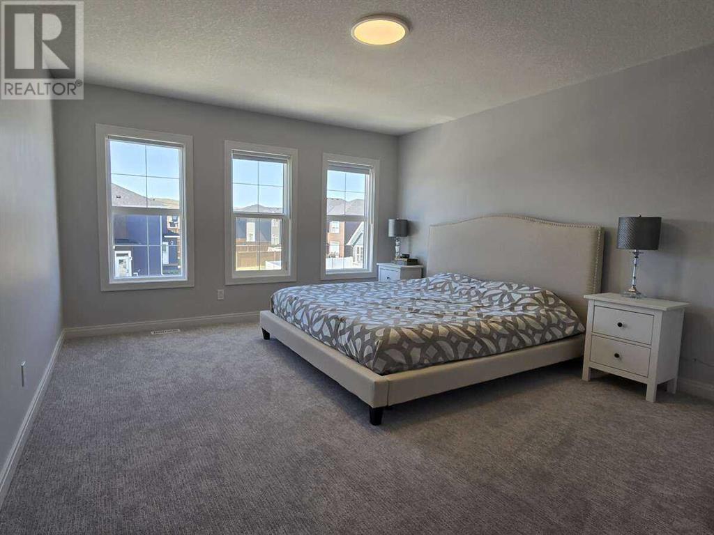 Single Family House for Sale in  Creekside Way SW Pine Creek Calgary 