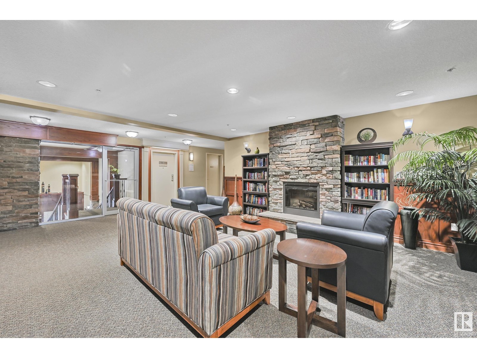 Photo 27 of 216 1589 Glastonbury Bv Nw, Edmonton AB