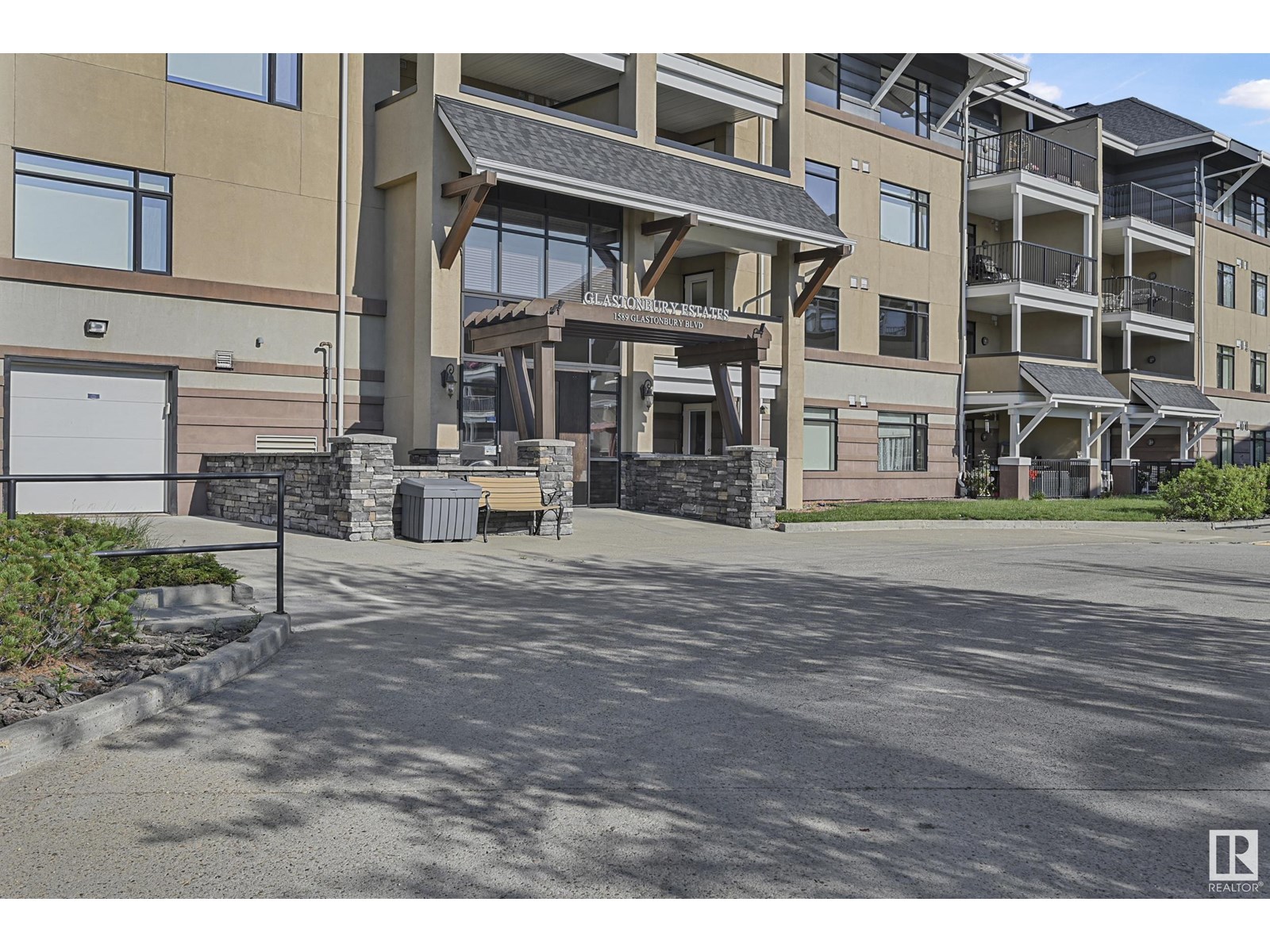 Photo 9 of 216 1589 Glastonbury Bv Nw, Edmonton AB
