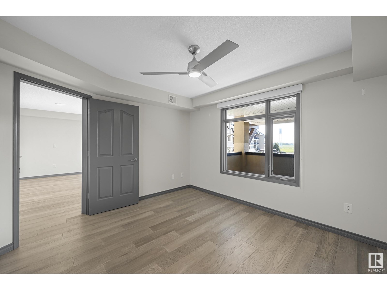 Photo 25 of 216 1589 Glastonbury Bv Nw, Edmonton AB