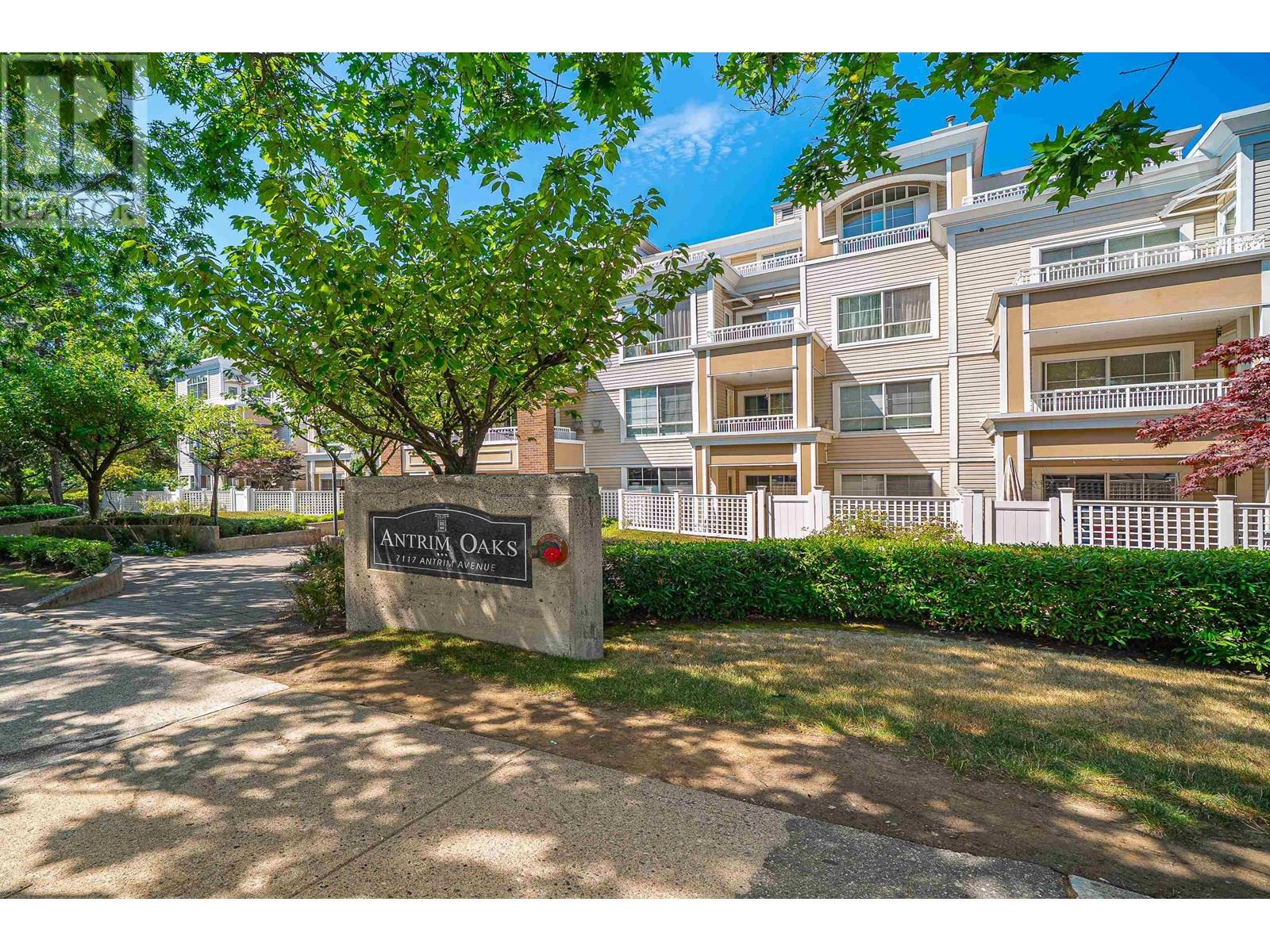 Photo 21 of 211 7117 Antrim Avenue, Burnaby BC