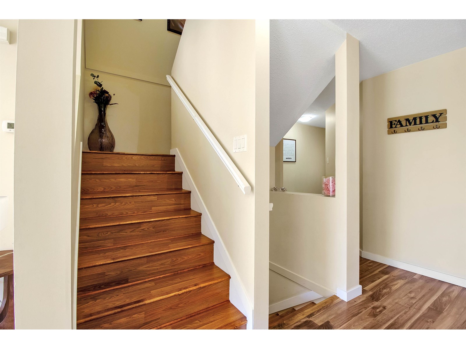 Photo 28 of 53 20350 68 Avenue, Langley BC