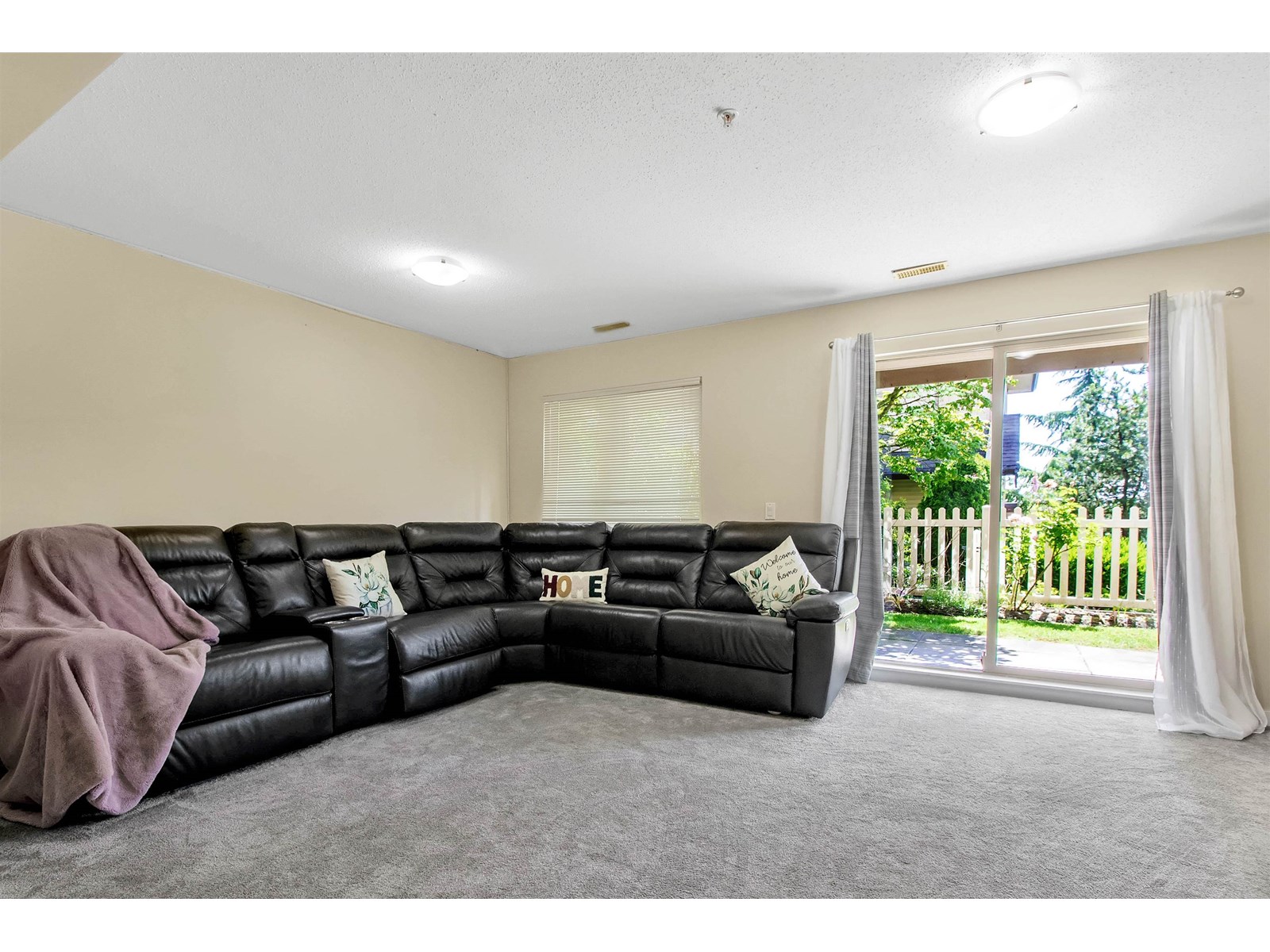 Photo 6 of 53 20350 68 Avenue, Langley BC