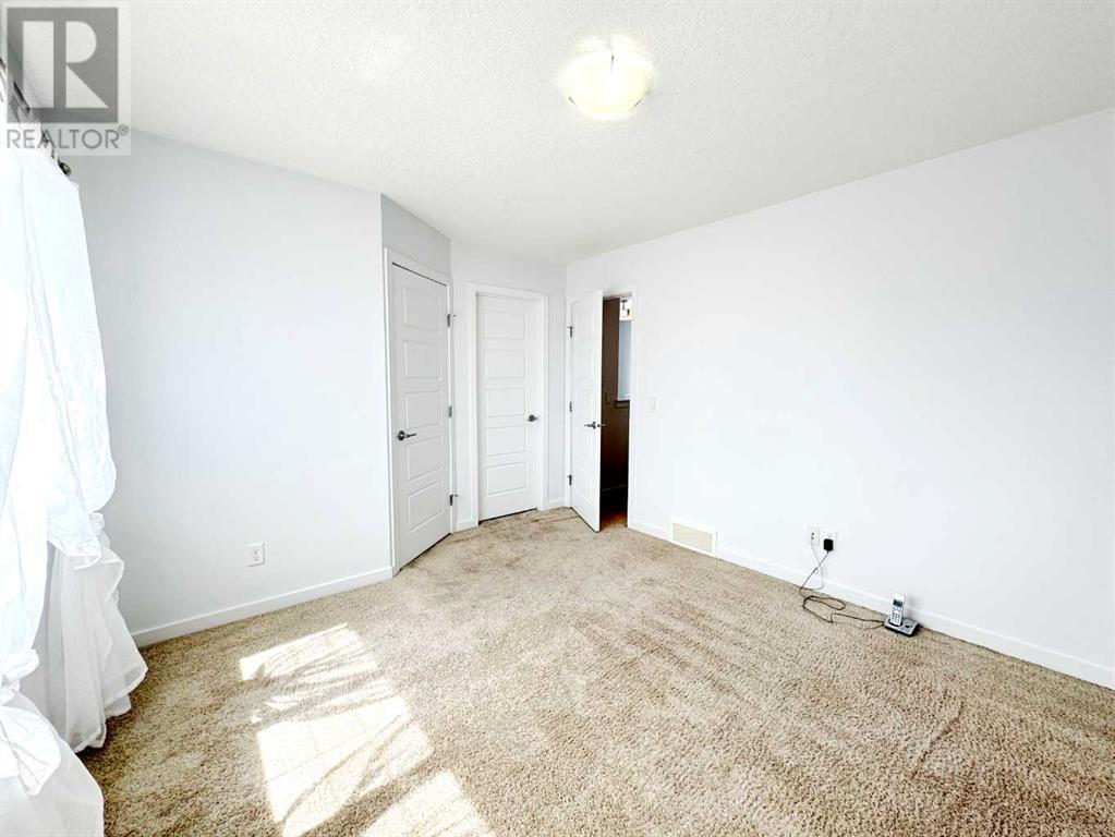 Single Family House for Sale in  Saddlelake Terrace NE Saddle Ridge Calgary 