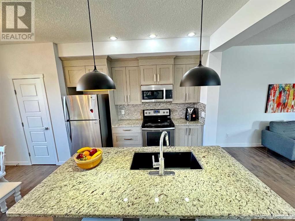Single Family House for Sale in  Saddlelake Terrace NE Saddle Ridge Calgary 