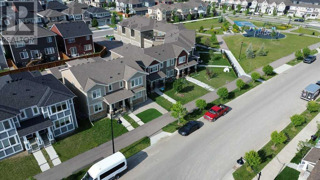 Single Family House for Sale in  Yorkville Avenue SW Yorkville Calgary 