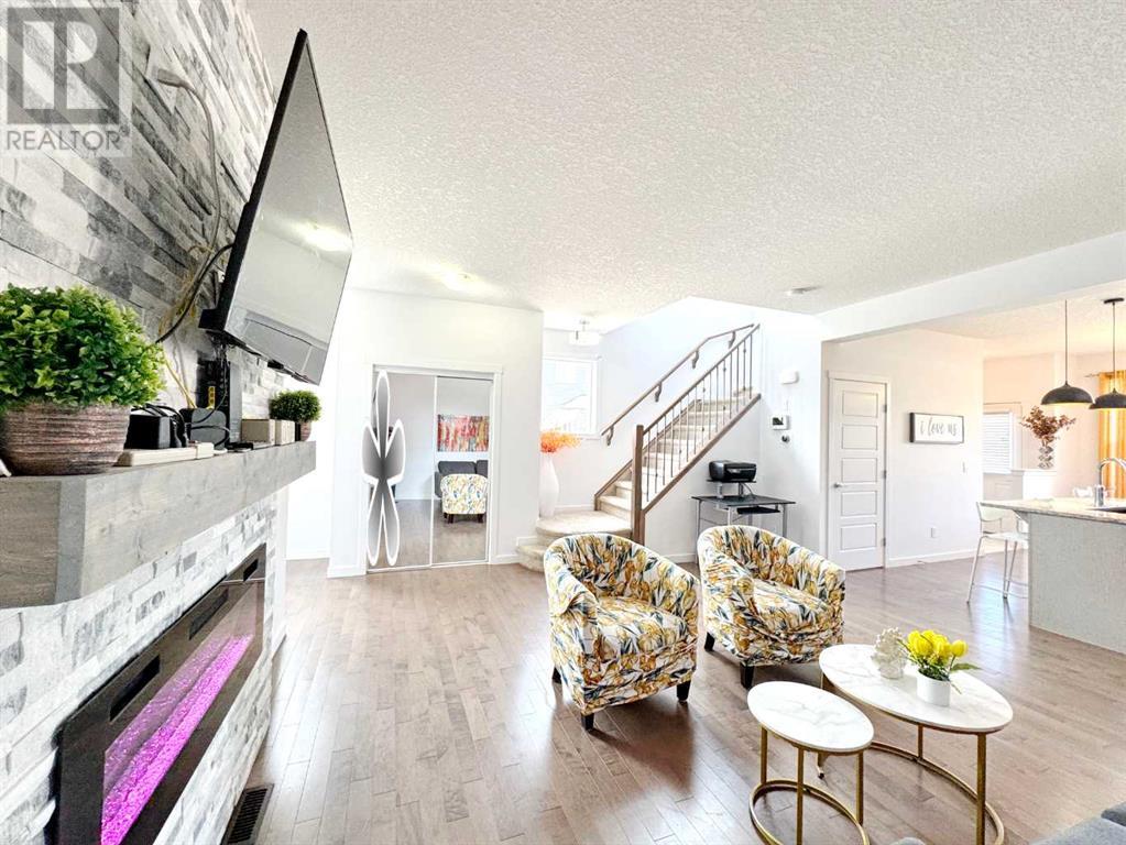 Single Family House for Sale in  Saddlelake Terrace NE Saddle Ridge Calgary 