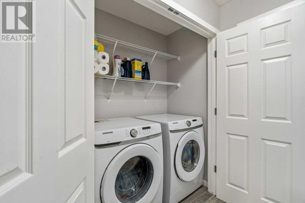 Single Family House for Sale in  Yorkville Avenue SW Yorkville Calgary 