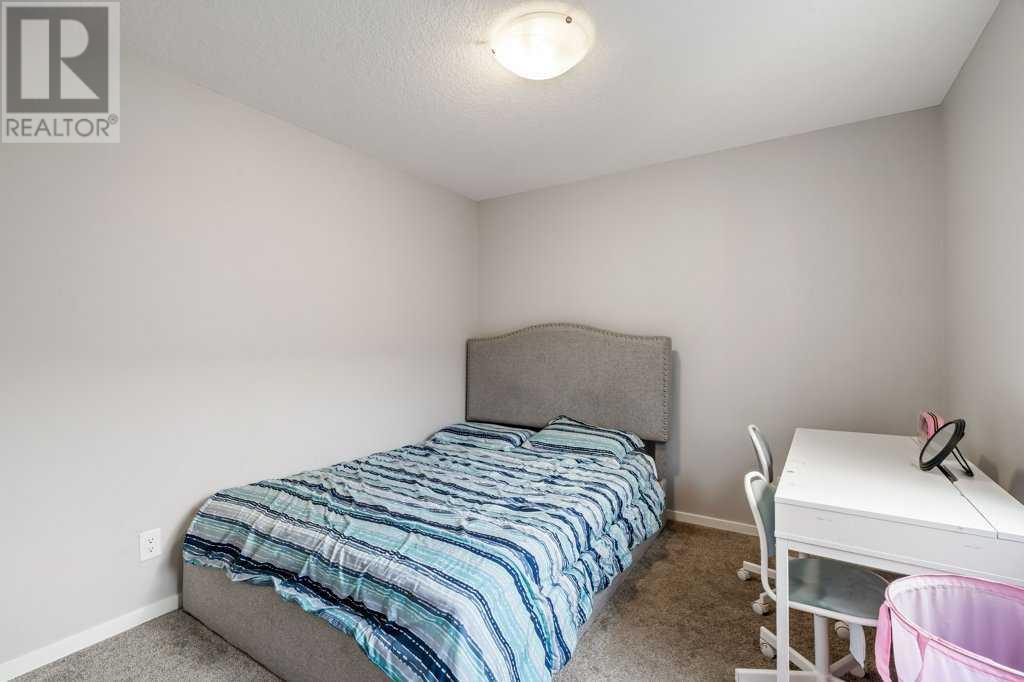 Single Family House for Sale in  Yorkville Avenue SW Yorkville Calgary 