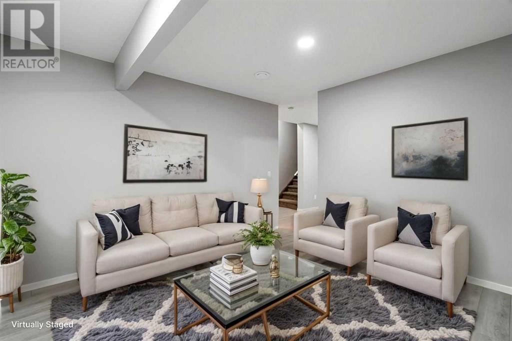 Single Family House for Sale in  Yorkville Avenue SW Yorkville Calgary 