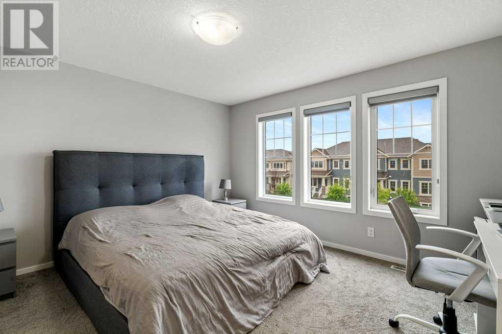 Single Family House for Sale in  Yorkville Avenue SW Yorkville Calgary 