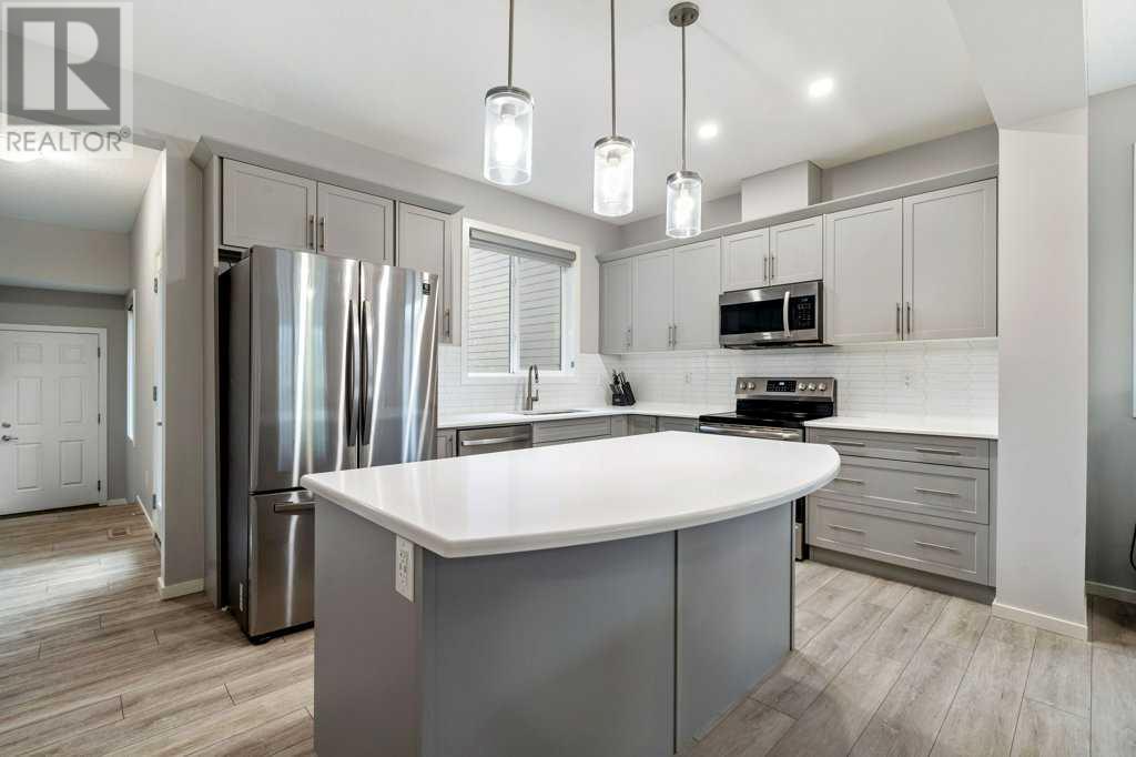 Single Family House for Sale in  Yorkville Avenue SW Yorkville Calgary 