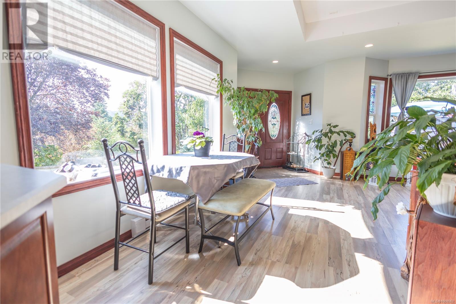 Photo 6 of 660 Rockingham Rd, Langford BC