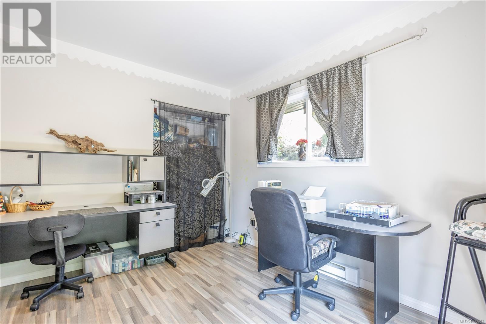 Photo 10 of 660 Rockingham Rd, Langford BC