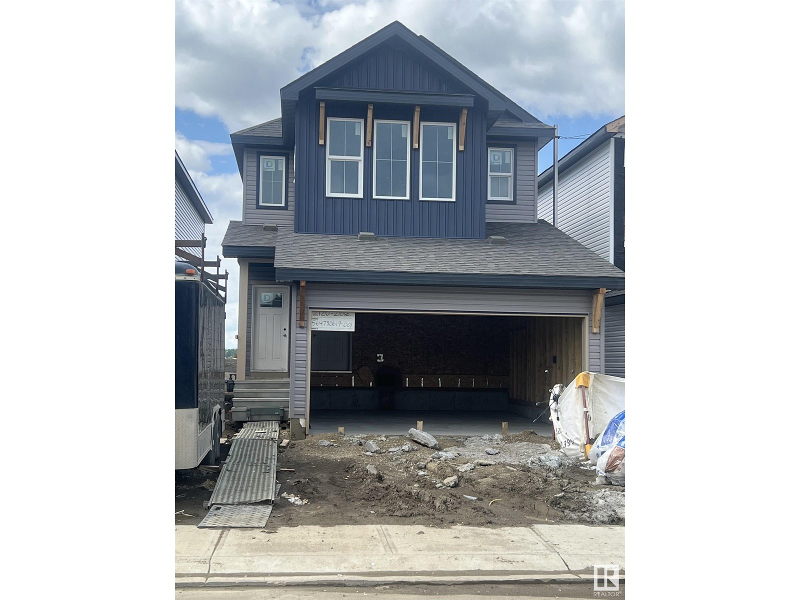 Photo 1 of 2120 210 St Nw, Edmonton AB