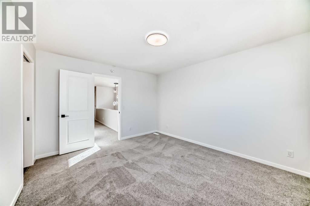 612 Rowmont Boulevard NW, Calgary, Alberta