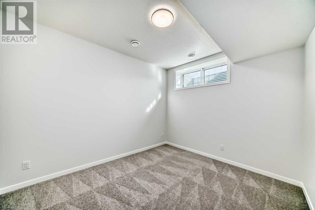 Single Family House for Sale in  Rowmont Boulevard NW Haskayne Calgary 