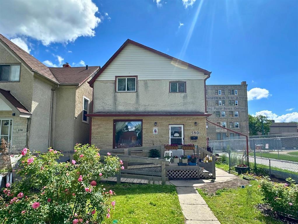 Photo 4 of 580 Bannatyne Avenue, Winnipeg MB