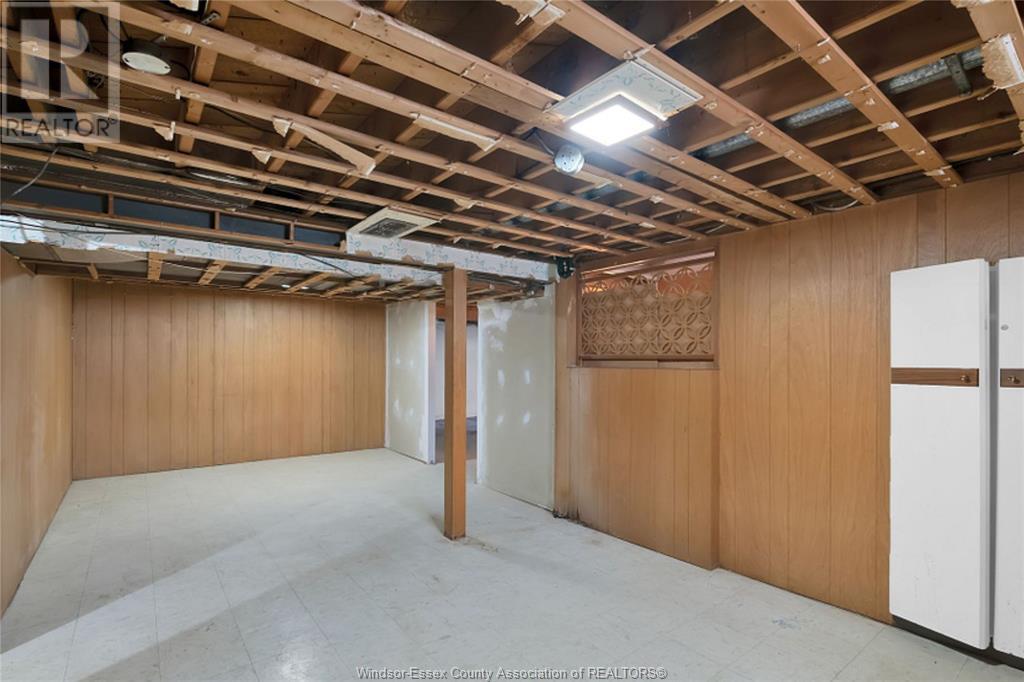 Photo 27 of 1547 Cherrylawn Crescent, Windsor ON