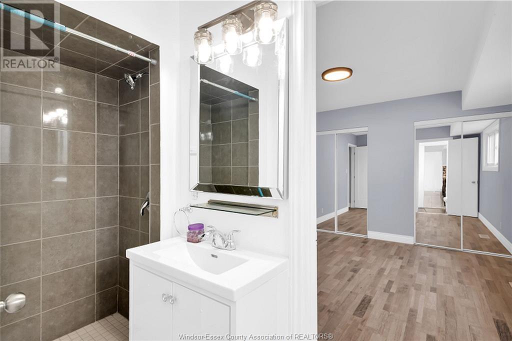 Photo 17 of 1547 Cherrylawn Crescent, Windsor ON