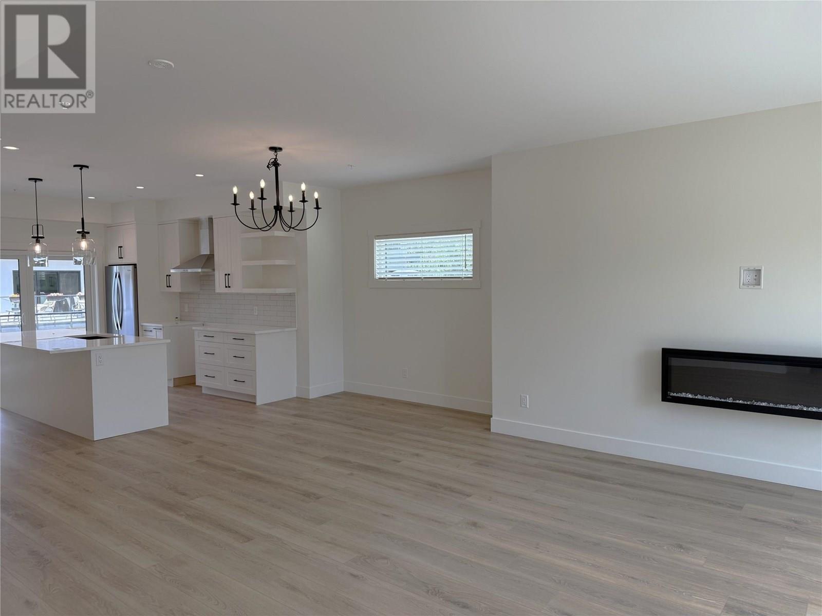 #18 11451 Etheridge Road - 27