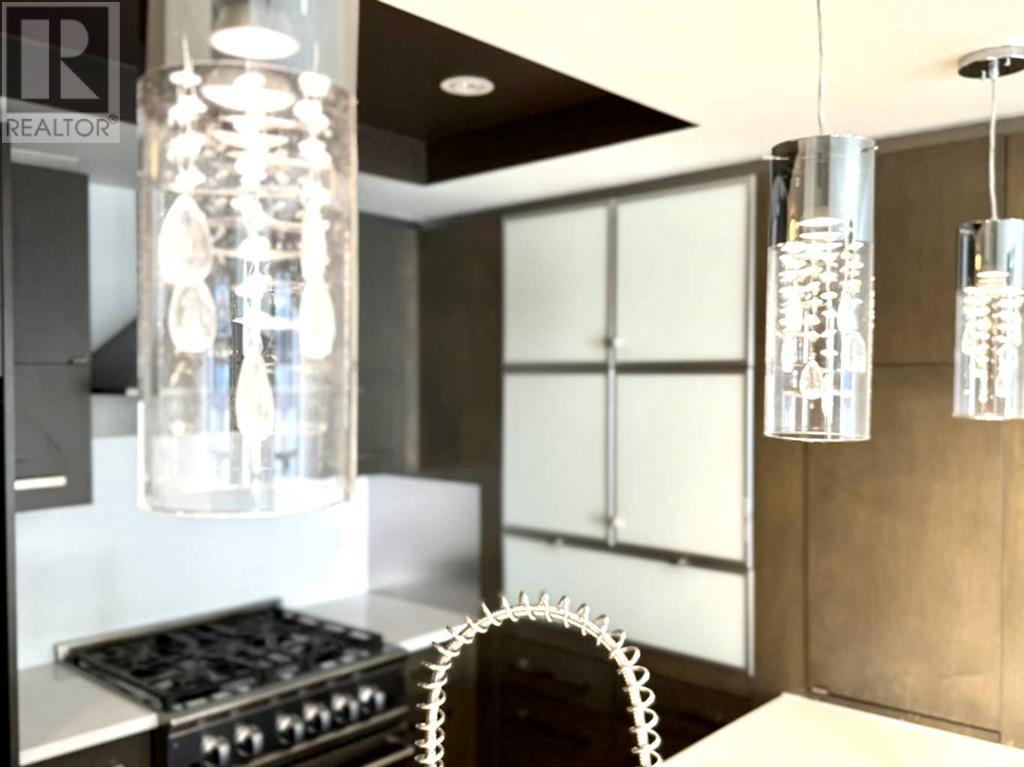 Single Family House for Sale in   Shawnee Hill SW Shawnee Slopes Calgary 
