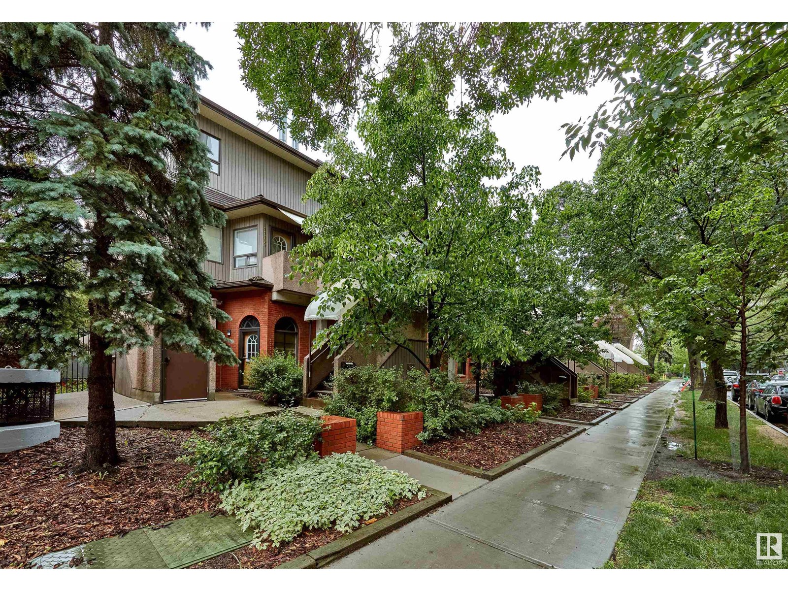 Photo 20 of 11140 83 Av Nw, Edmonton AB