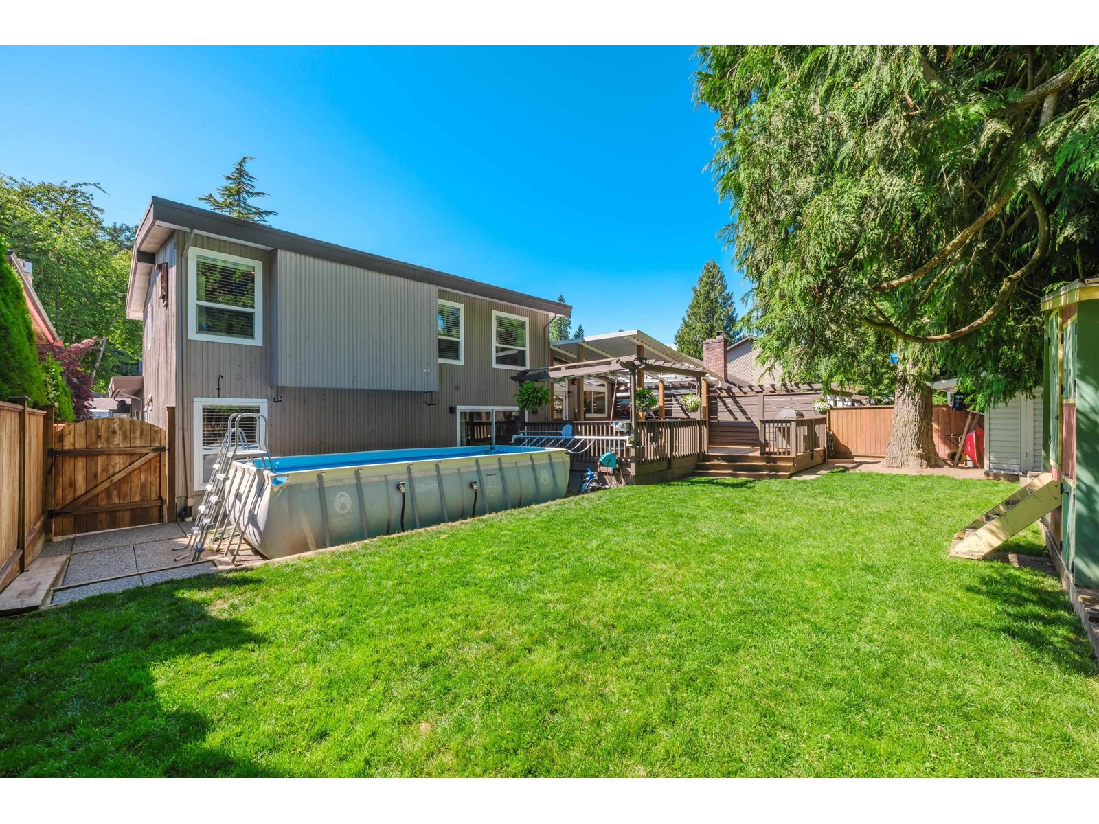 Photo 38 of 4520 206 Street, Langley BC