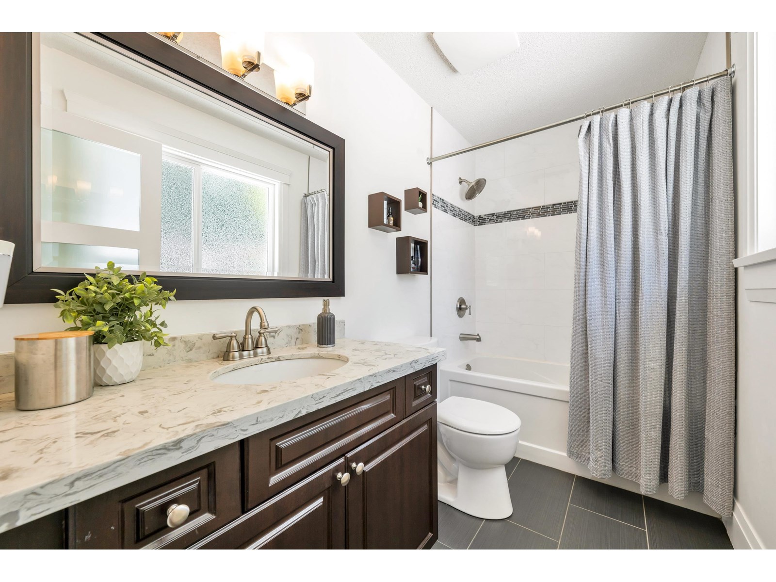 Photo 21 of 4520 206 Street, Langley BC