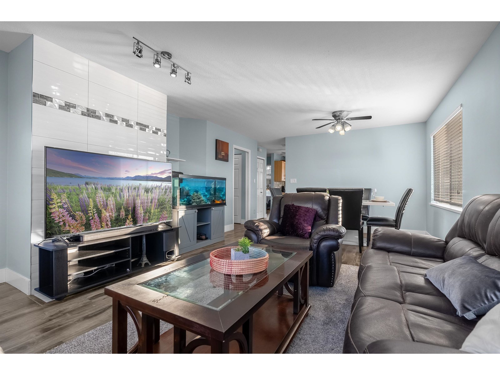 Photo 3 of 17 3070 Townline Road, Abbotsford BC