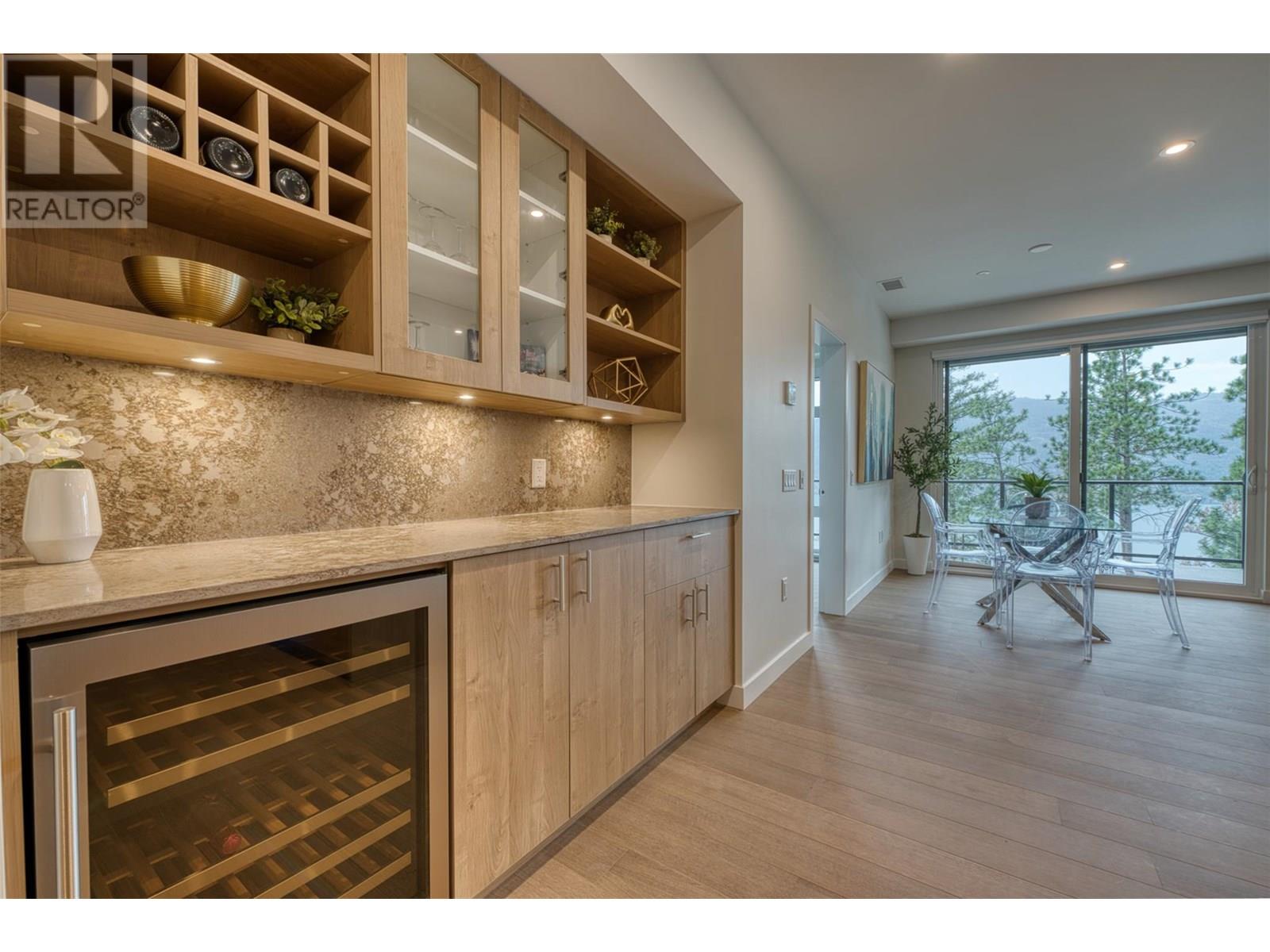 Photo 7 of 9652 Benchland Drive Unit 306, Lake Country BC