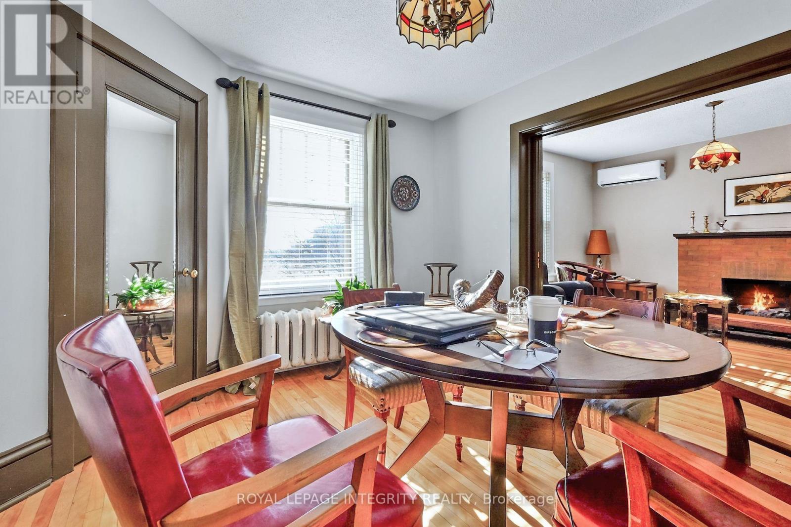 Photo 13 of 1 1031 Carling Avenue, Ottawa ON