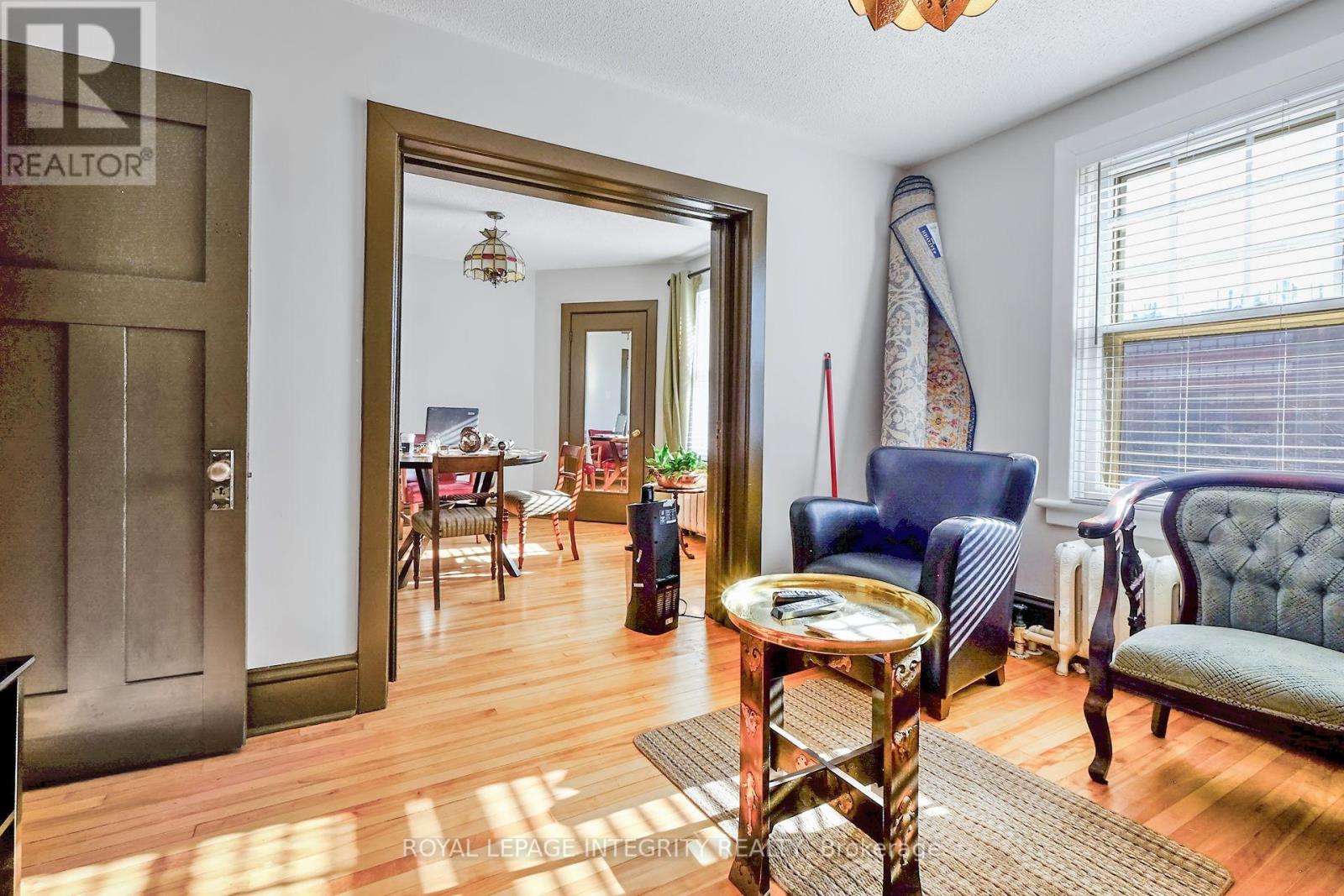 Photo 15 of 1 1031 Carling Avenue, Ottawa ON