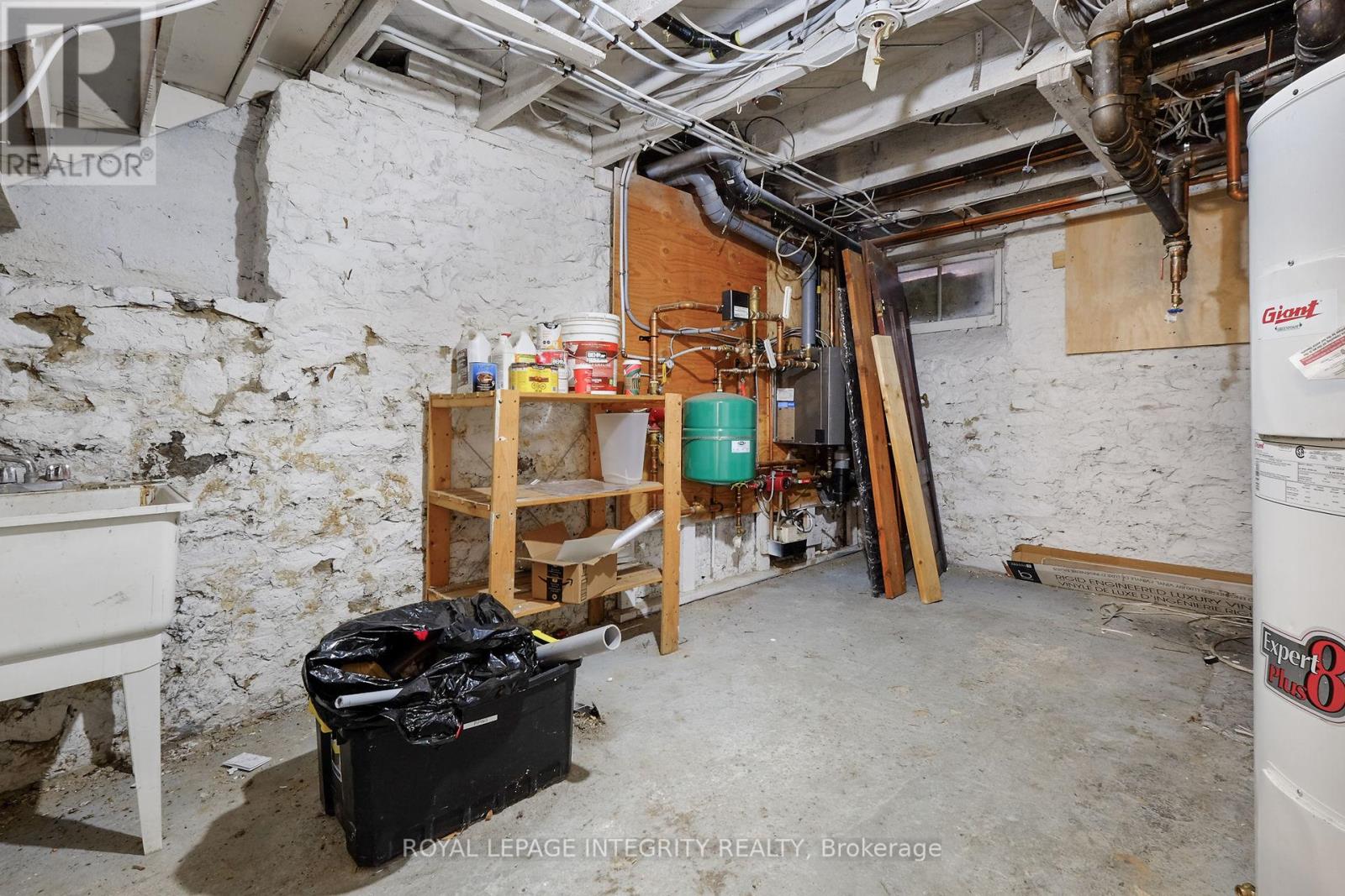 Photo 41 of 1 1031 Carling Avenue, Ottawa ON