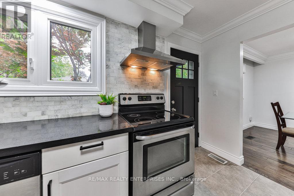 Photo 45 of 291 Antigua Road, Mississauga ON