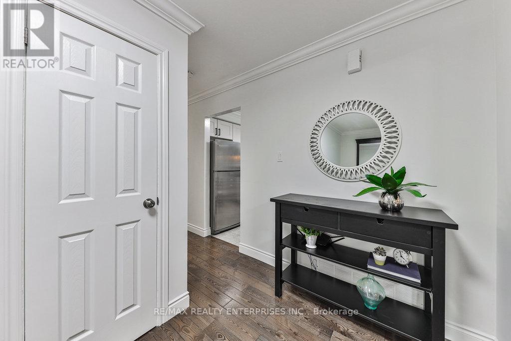 Photo 40 of 291 Antigua Road, Mississauga ON