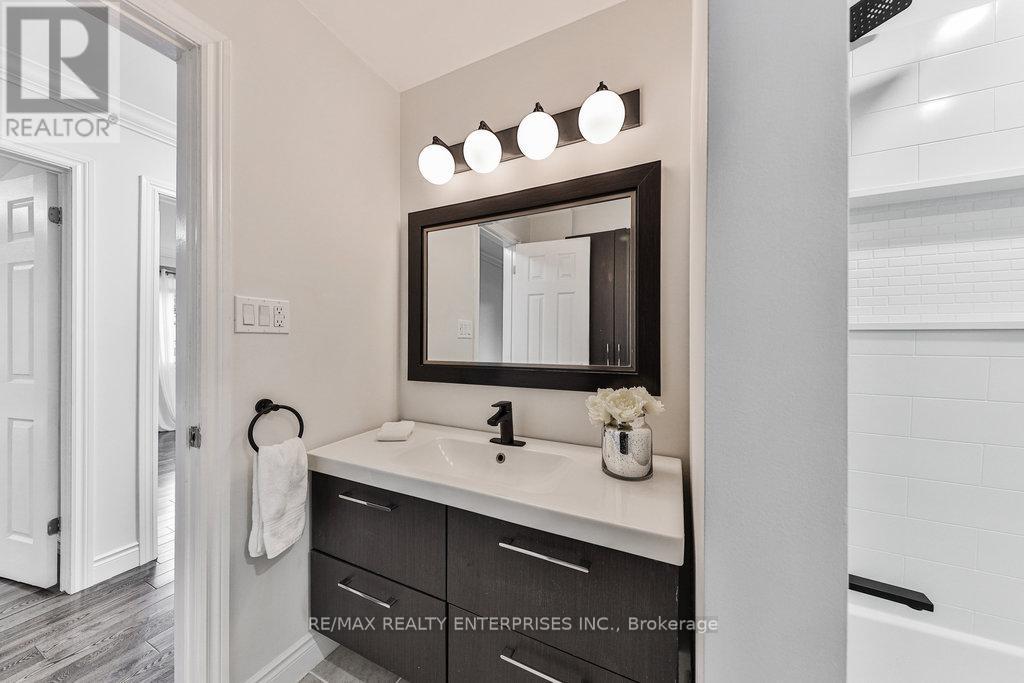 Photo 49 of 291 Antigua Road, Mississauga ON