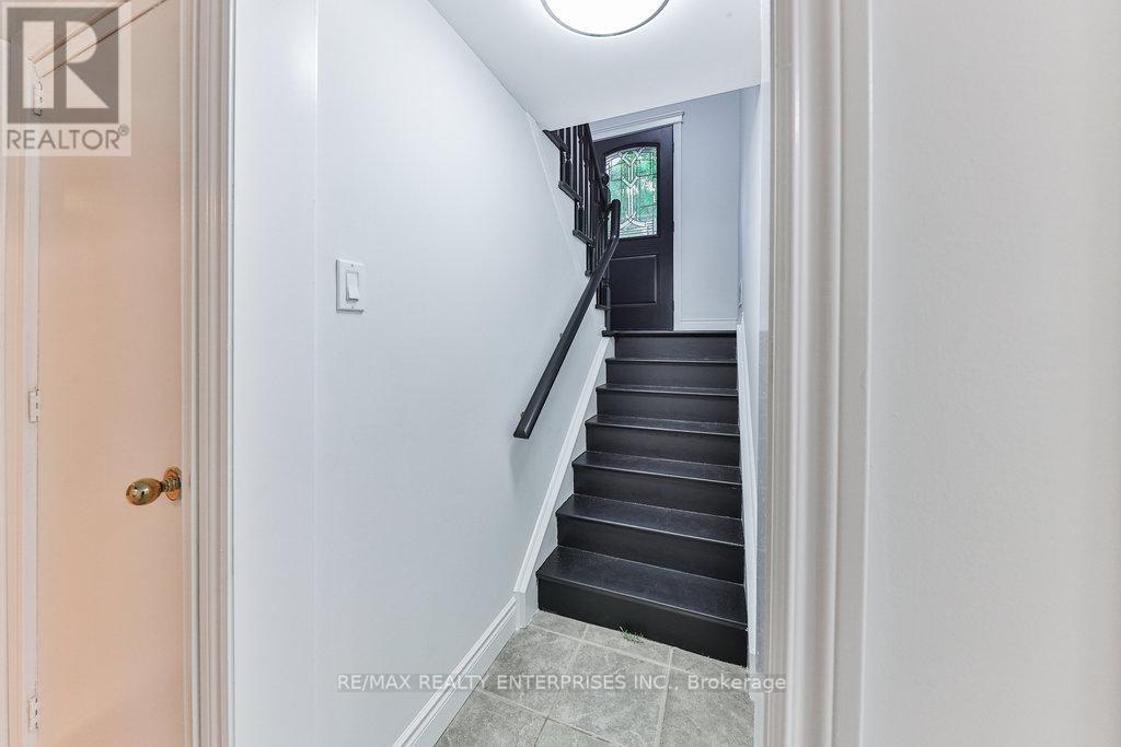 Photo 36 of 291 Antigua Road, Mississauga ON