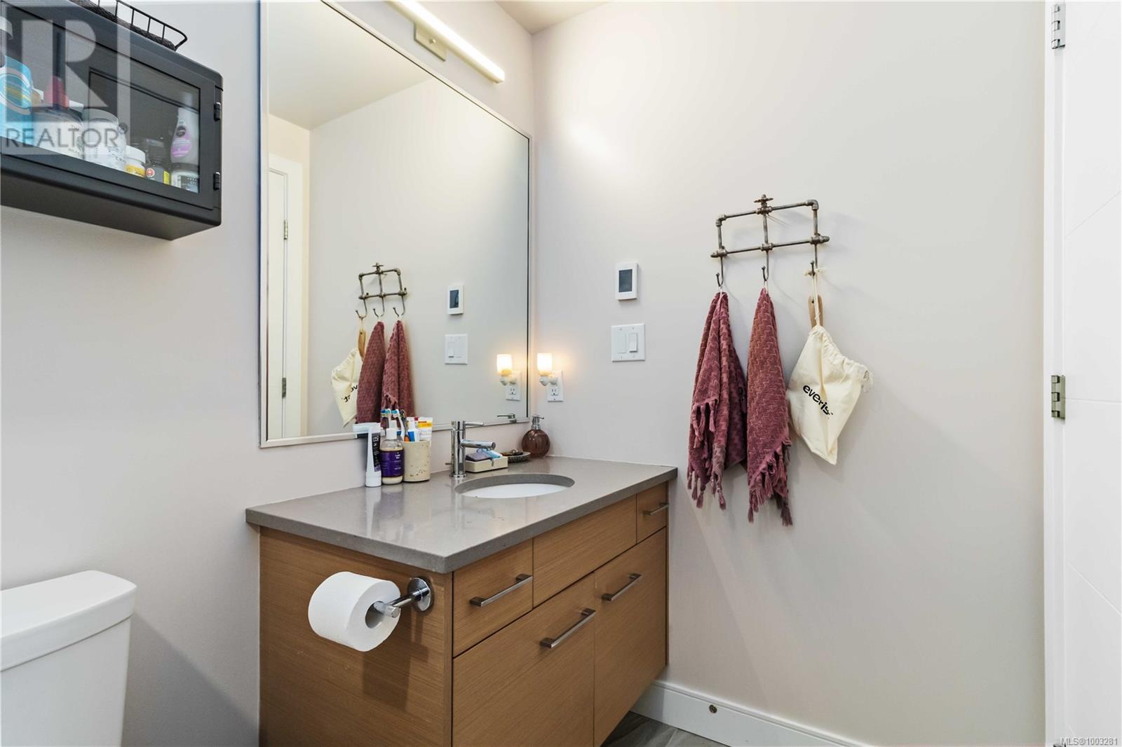 Photo 17 of 310 1311 Lakepoint Way, Langford BC