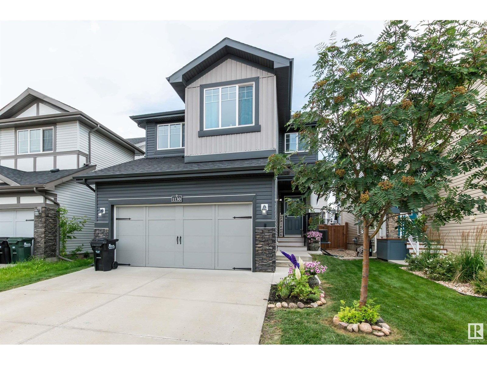 Photo 1 of 1130 Allendale Cr, Sherwood Park AB