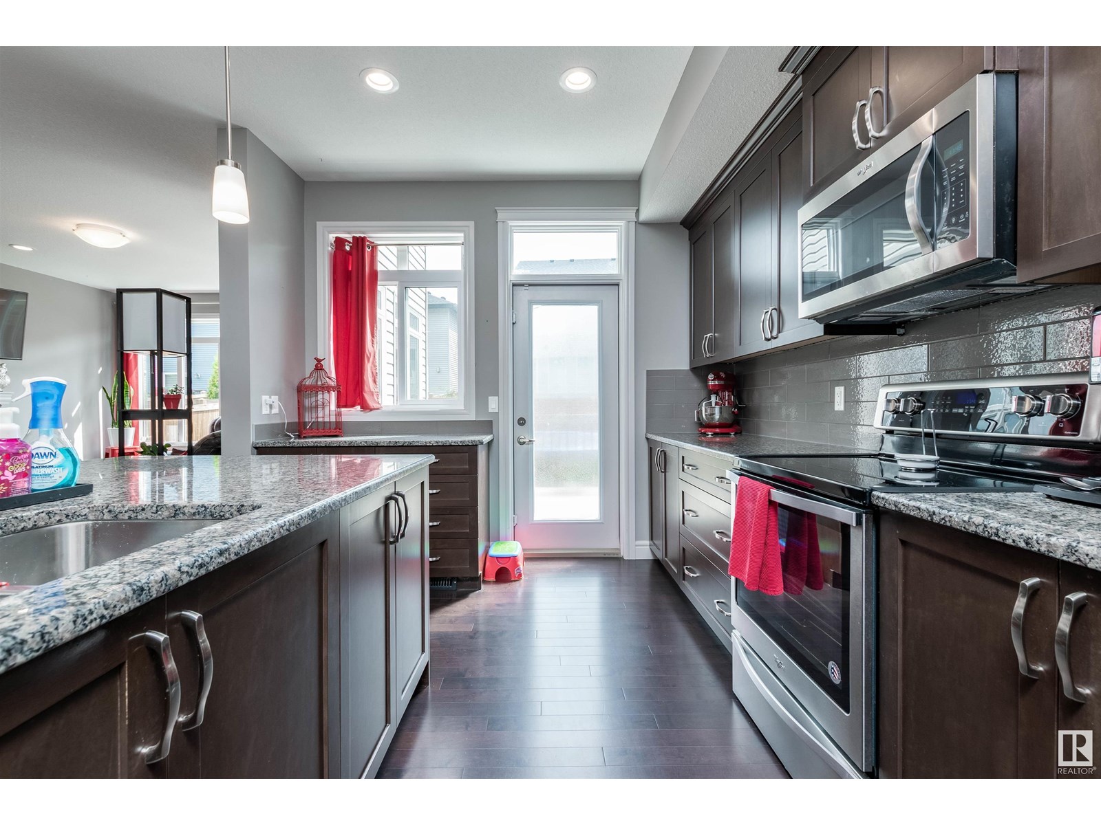 Photo 14 of 1130 Allendale Cr, Sherwood Park AB