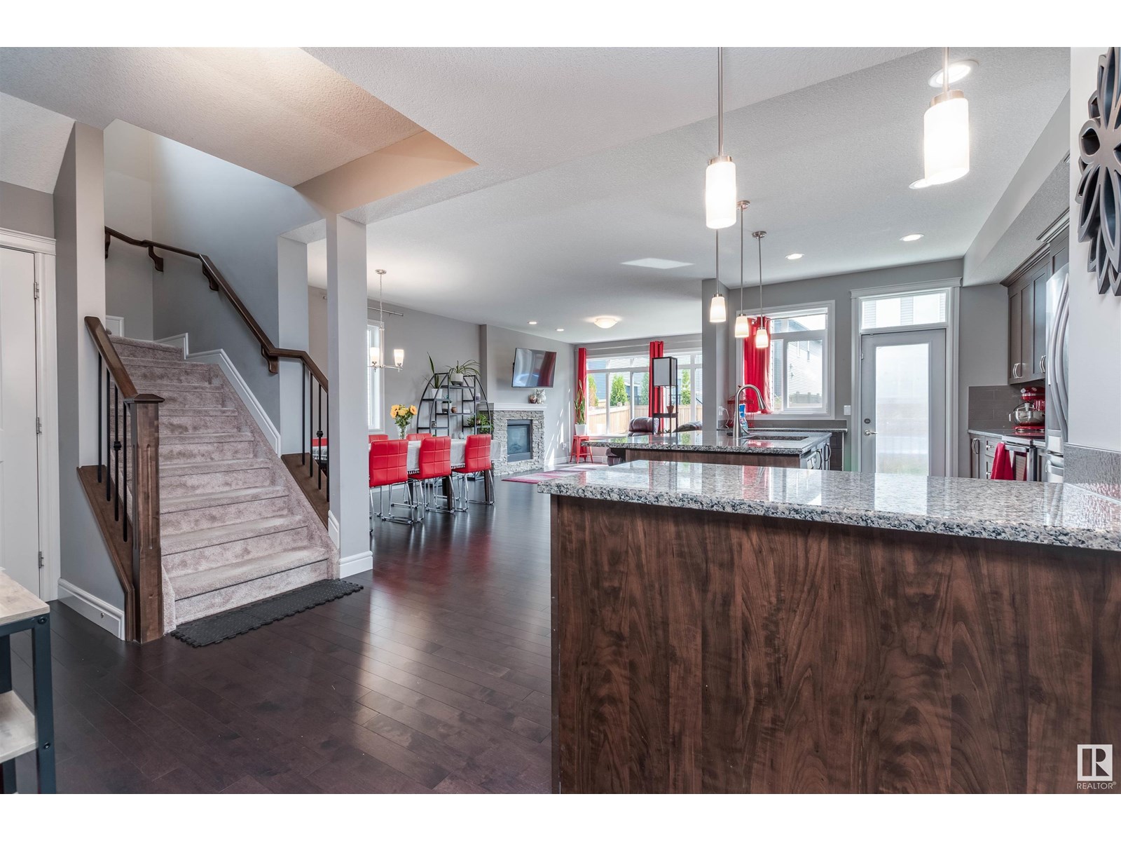 Photo 7 of 1130 Allendale Cr, Sherwood Park AB
