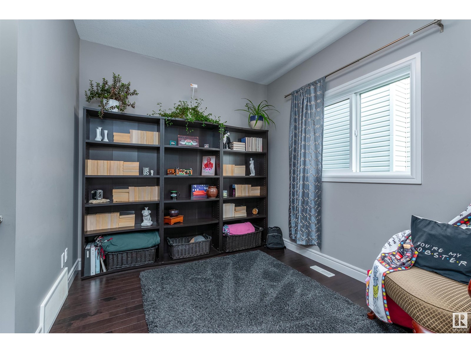 Photo 9 of 1130 Allendale Cr, Sherwood Park AB