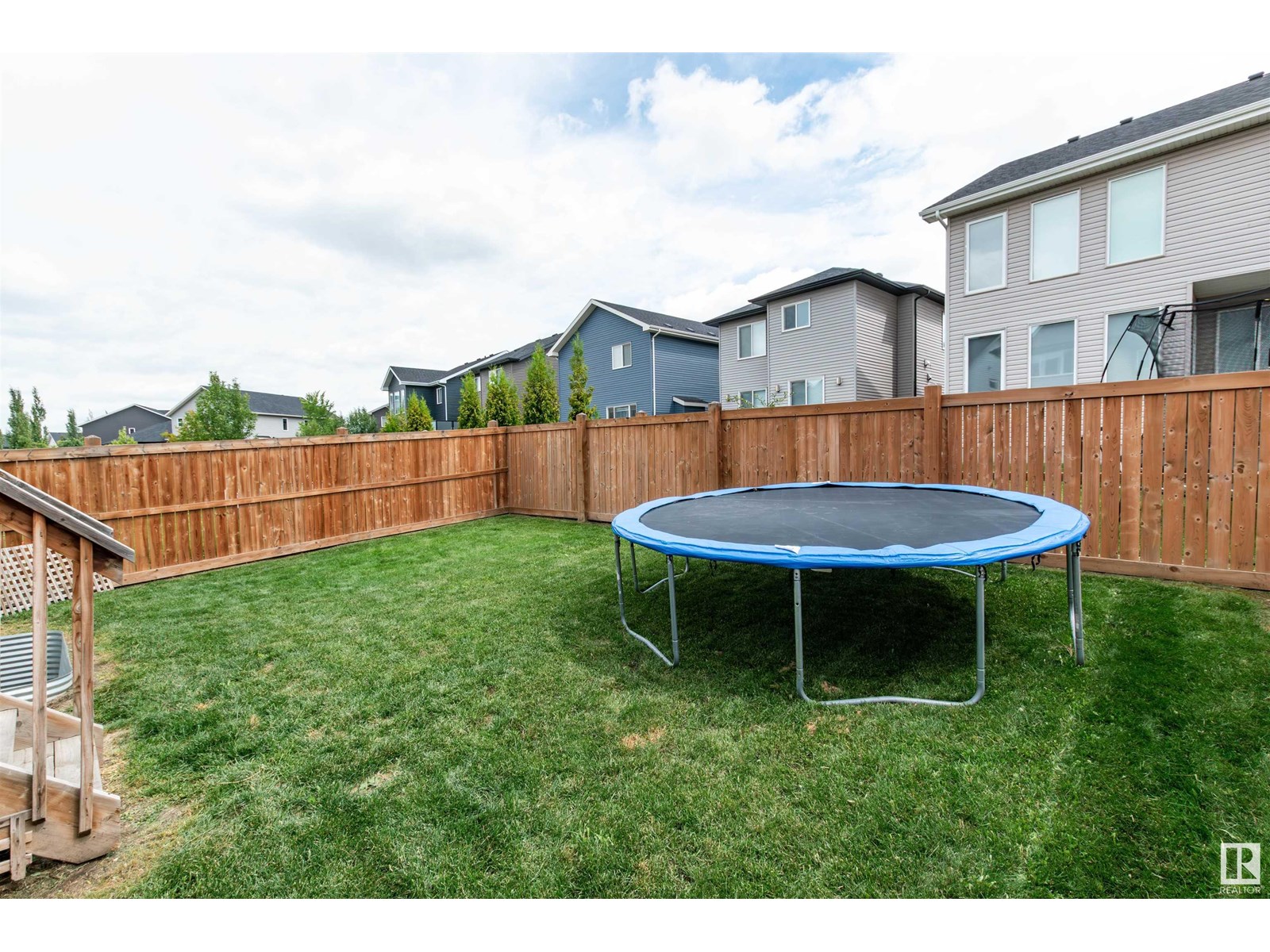 Photo 41 of 1130 Allendale Cr, Sherwood Park AB