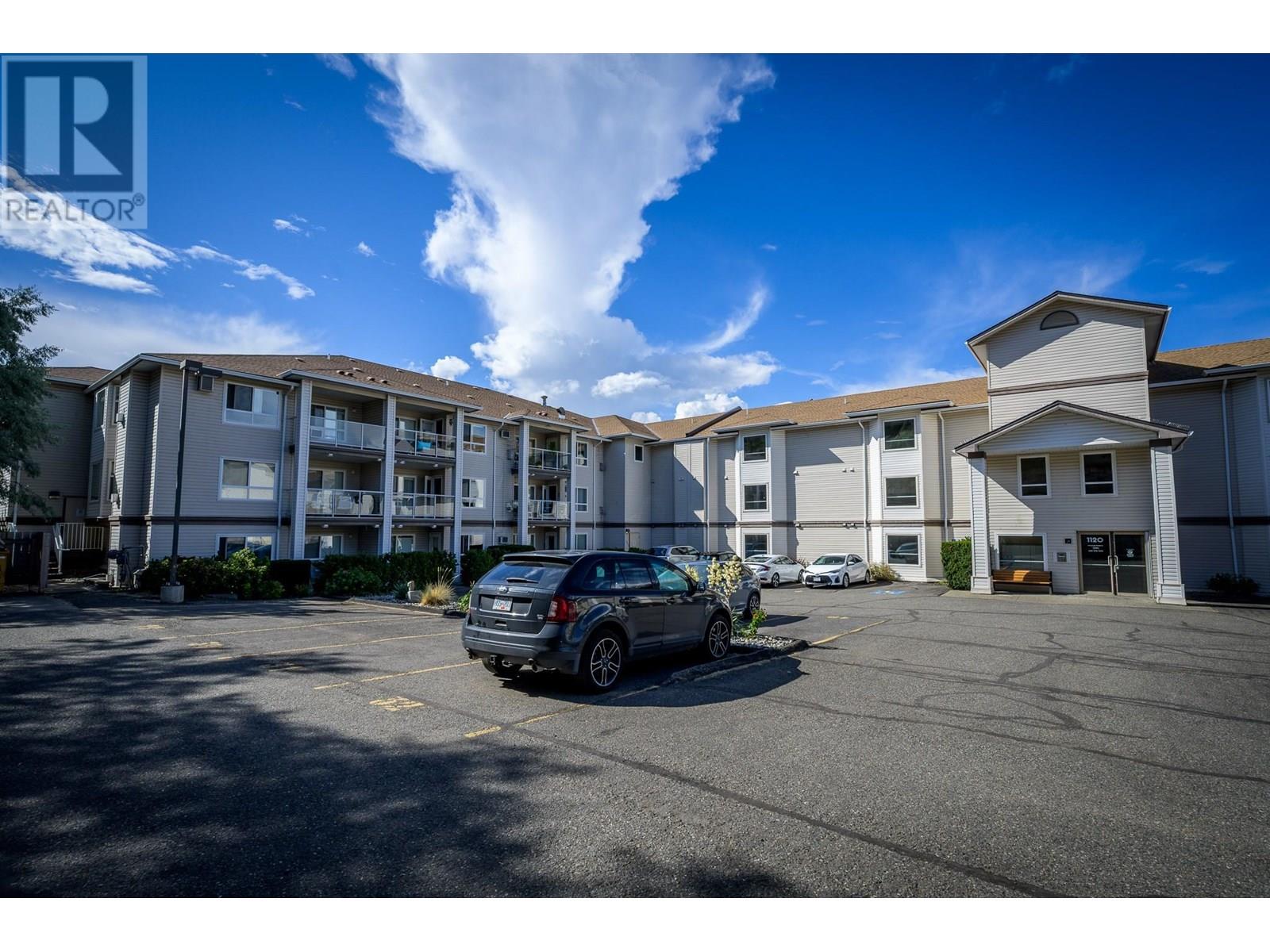 #415 1120 HUGH ALLAN DRIVE - Image 17