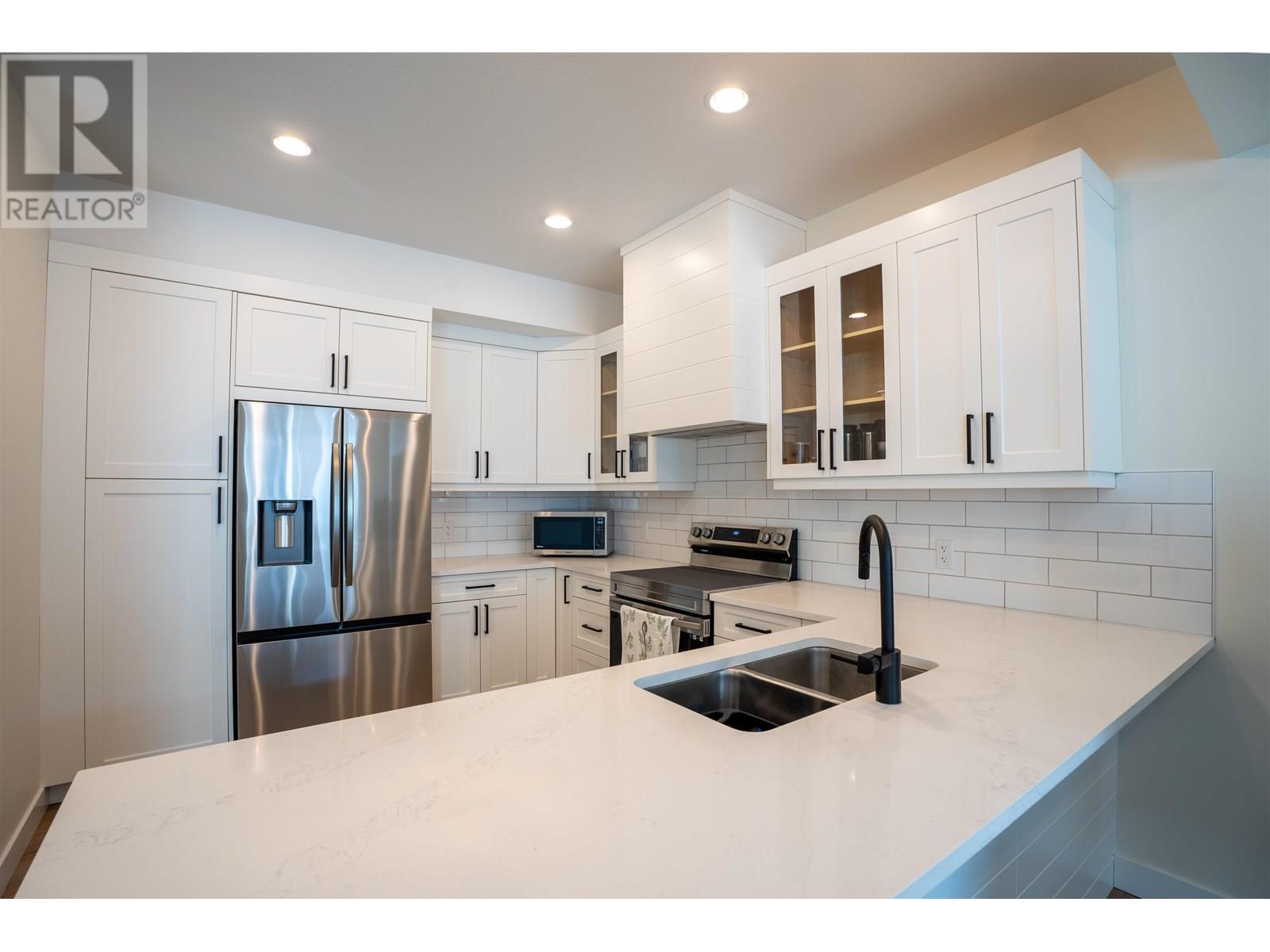 703 4274 22ND AVENUE, Prince George