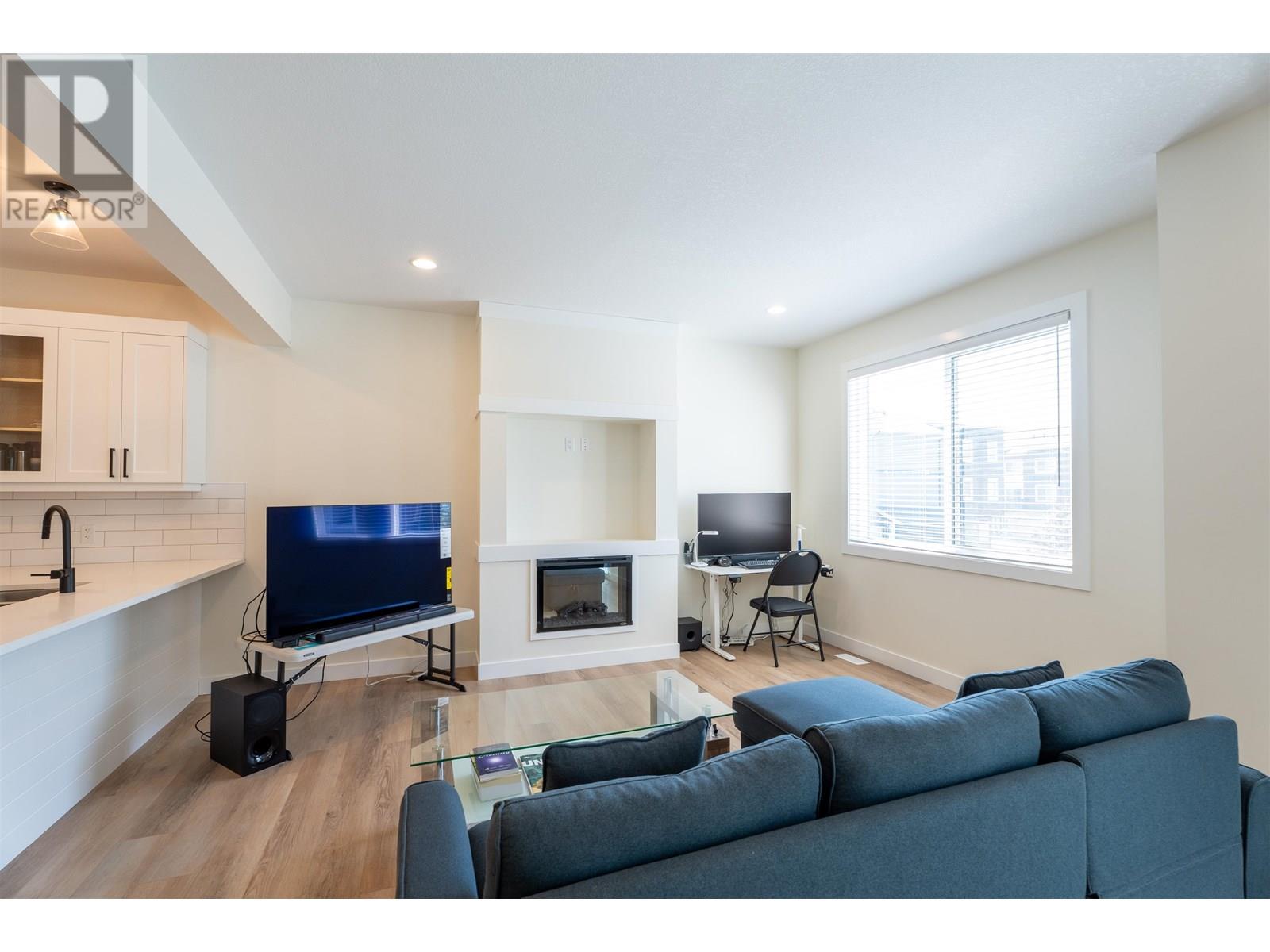 703 4274 22ND AVENUE, Prince George