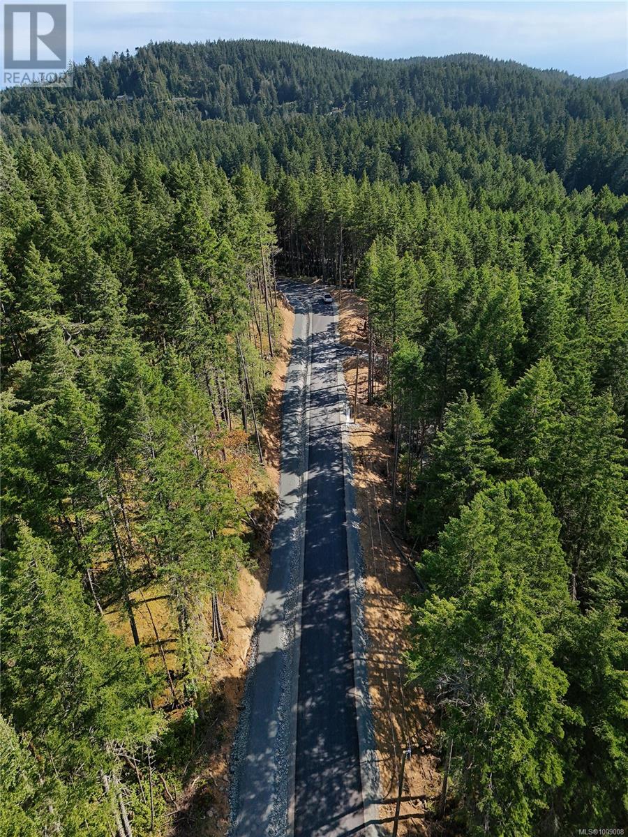  4592 BECKINGHAM Road, Metchosin