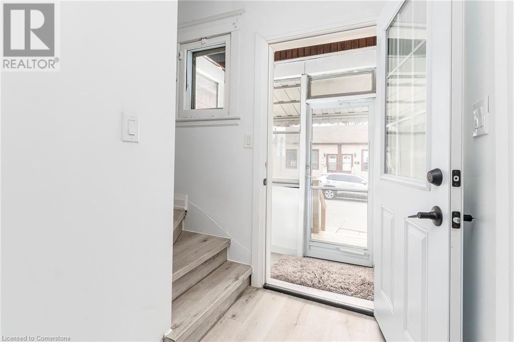 Photo 11 of 27 Harvey Street, Hamilton ON